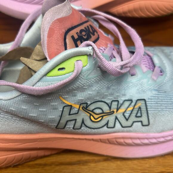 Hoka One One Mach 6 Women's Size 9.5B Running Shoes Gray Pink - Picture 4 of 9